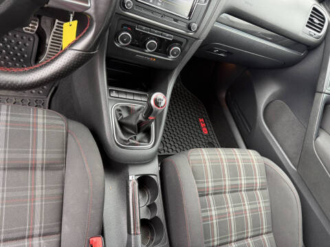 2012 Volkswagen GTI Autobahn PZEV