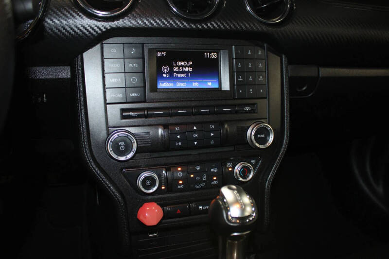 2015 Ford Mustang V6
