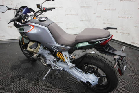 2024 Moto Guzzi V100