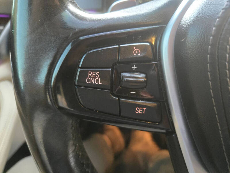 2017 BMW 5 Series 530i