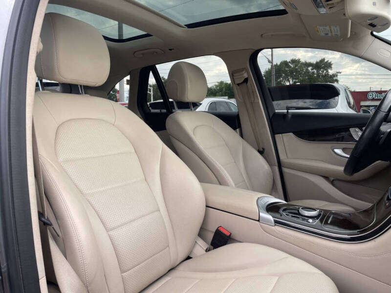 2019 Mercedes-Benz GLC GLC 300