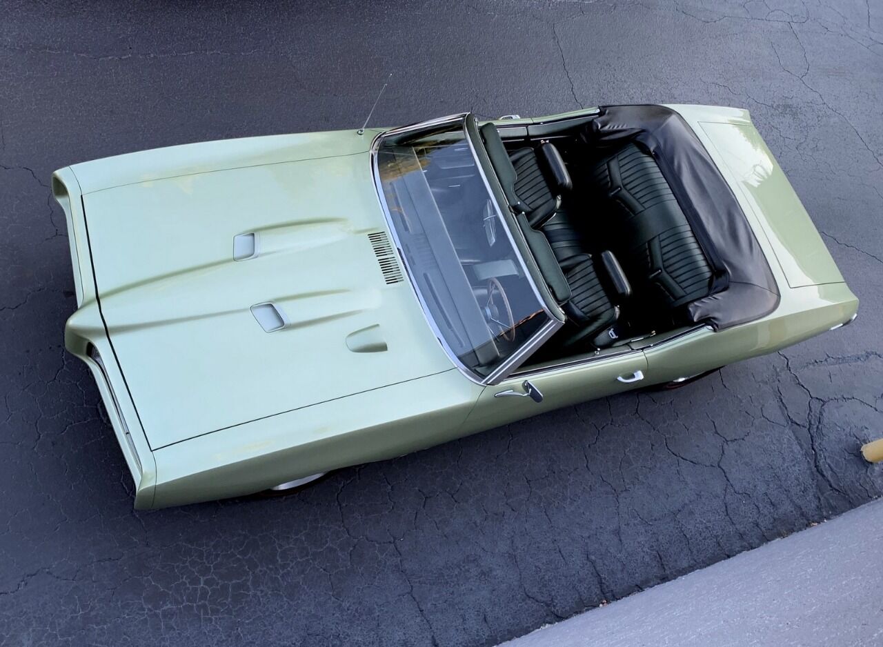 1969 Pontiac GTO 37