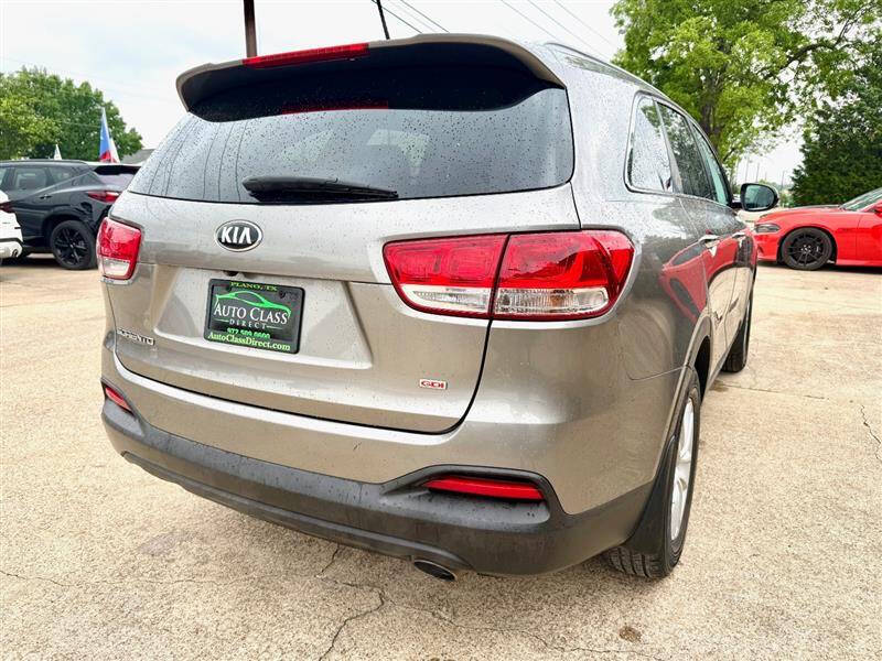 2017 Kia Sorento LX