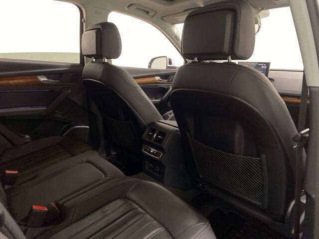 2023 Audi Q5 quattro Premium Plus 40 TFSI