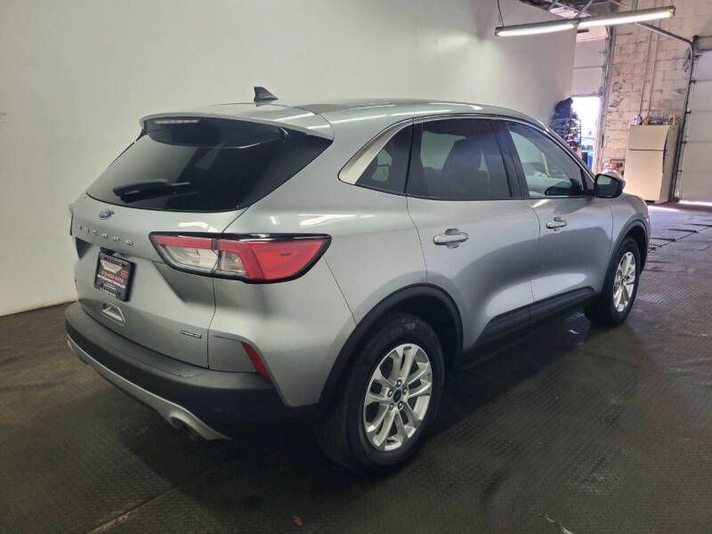 2021 Ford Escape Hybrid SE
