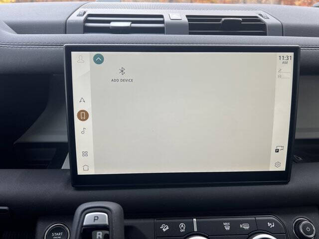 2025 Land Rover Defender 90 P400 X-Dynamic SE