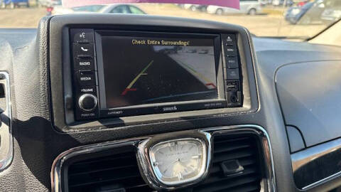 2014 Chrysler Town and Country Touring