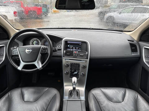 2013 Volvo XC60 T6 Premier Plus