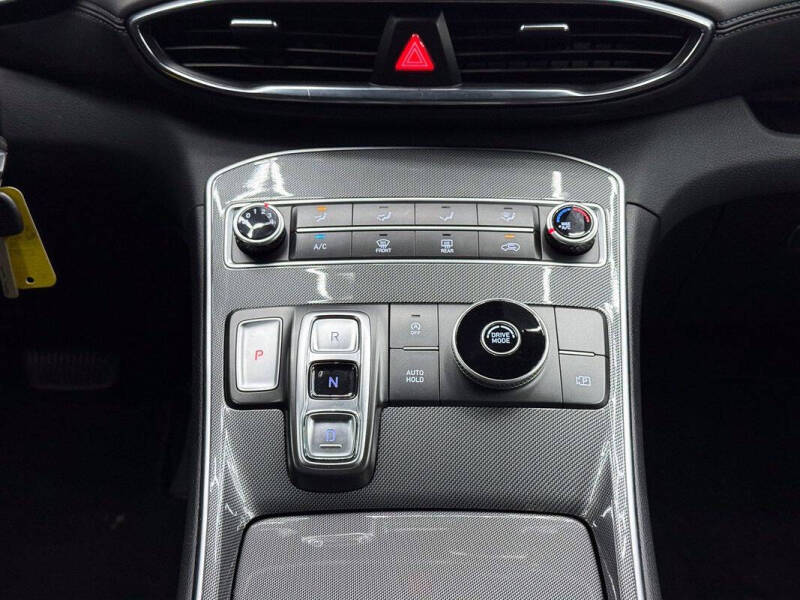 2023 Hyundai Santa Fe SE