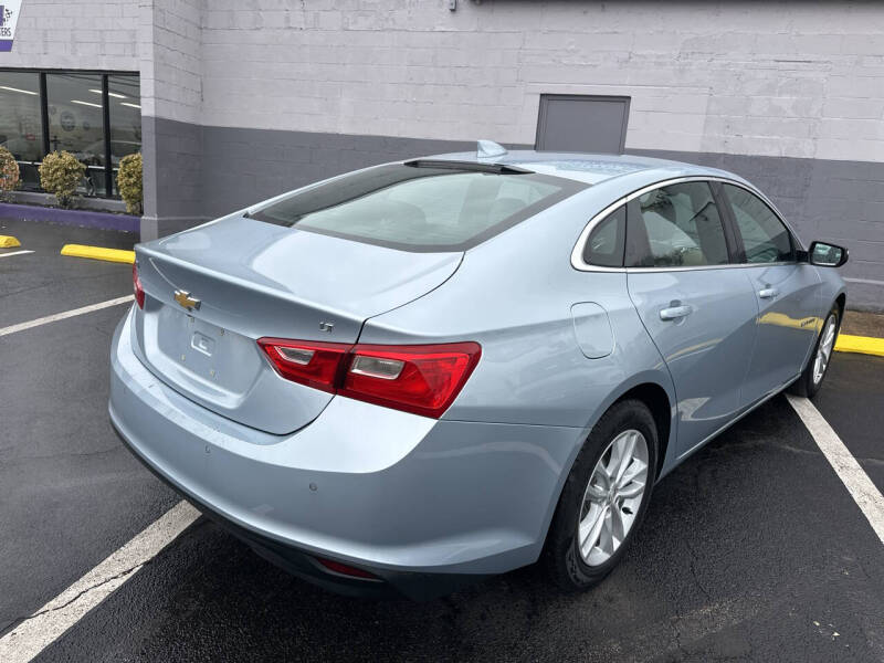 2017 Chevrolet Malibu LT