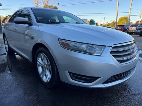 2013 Ford Taurus SEL