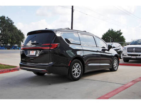2021 Chrysler Pacifica Touring