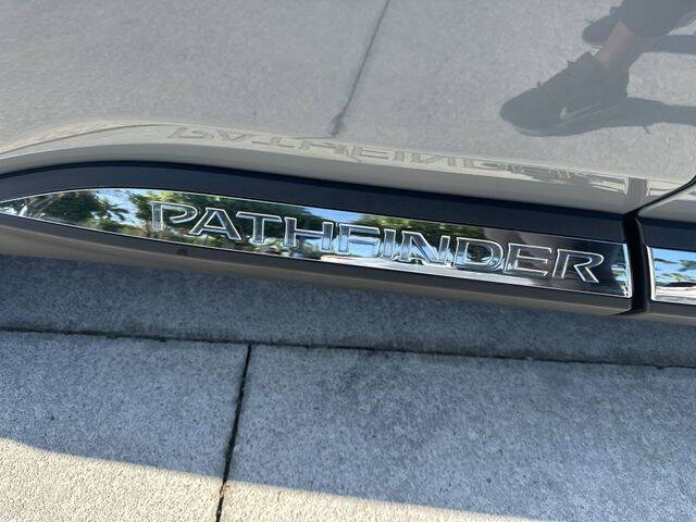 2024 Nissan Pathfinder Platinum