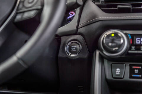 2020 Toyota RAV4 Limited