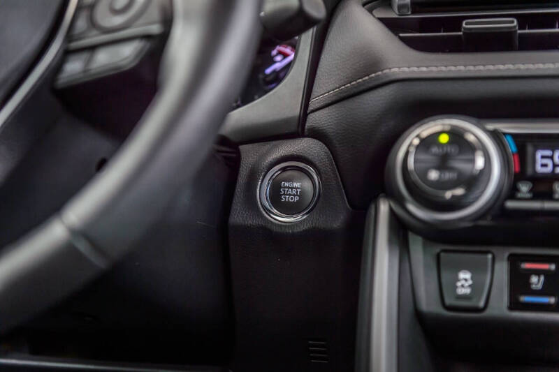 2020 Toyota RAV4 Limited