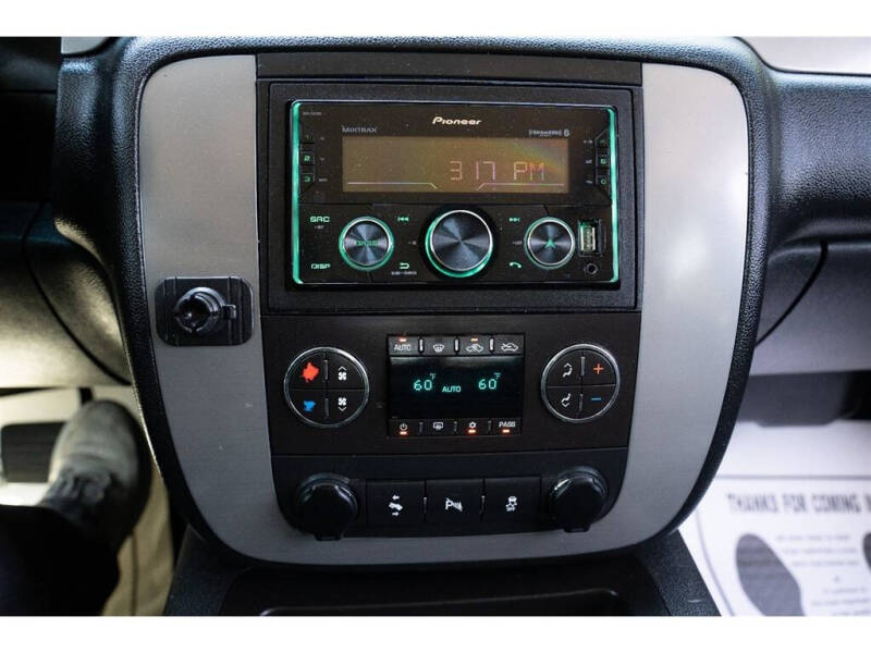 2013 Chevrolet Avalanche LT Black Diamond