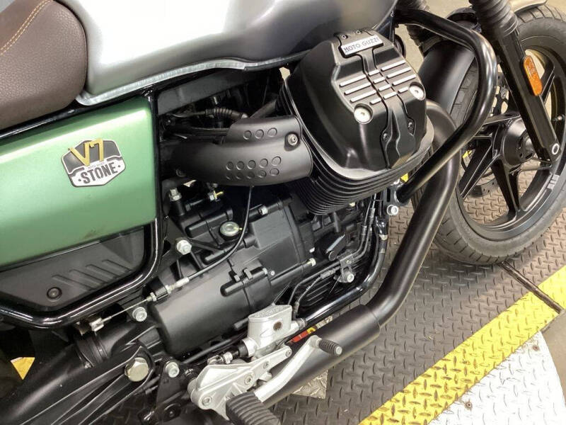 2021 Moto Guzzi V7 Stone Centenario E5