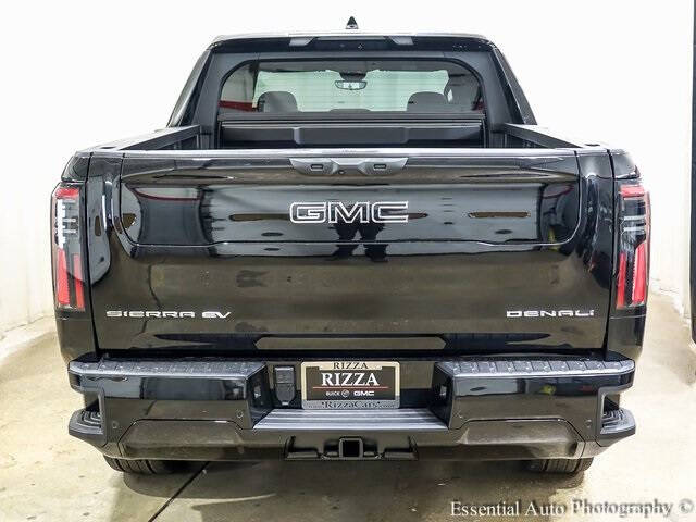 2025 GMC Sierra EV Denali