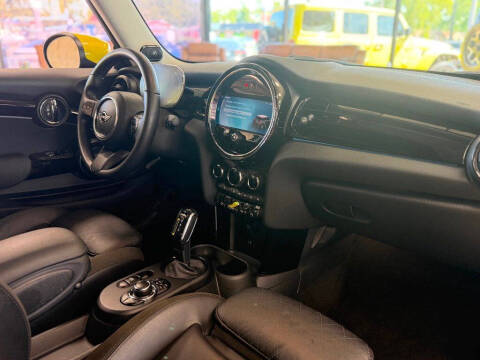2023 MINI Hardtop 2 Door Cooper SE