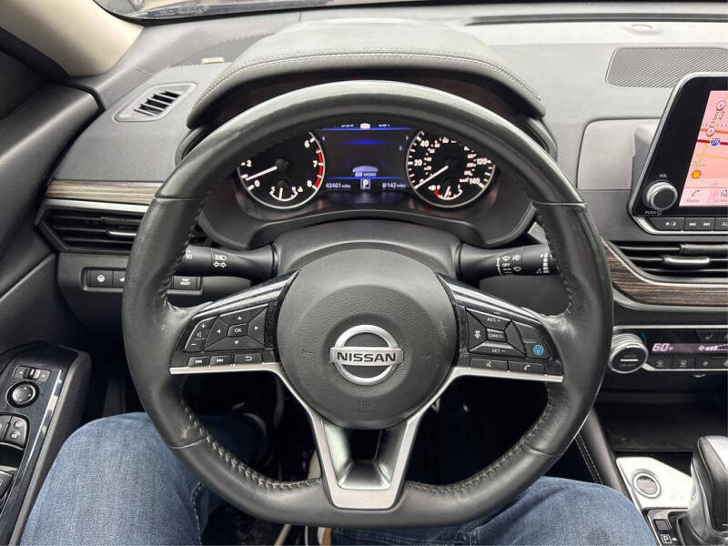 2022 Nissan Altima 2.5 SL