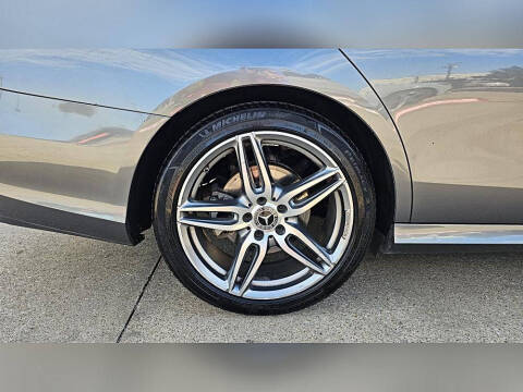 2018 Mercedes-Benz E-Class E 300