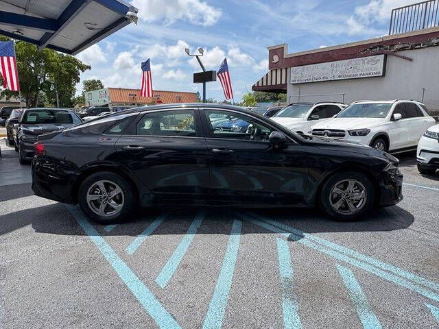 2022 Kia K5