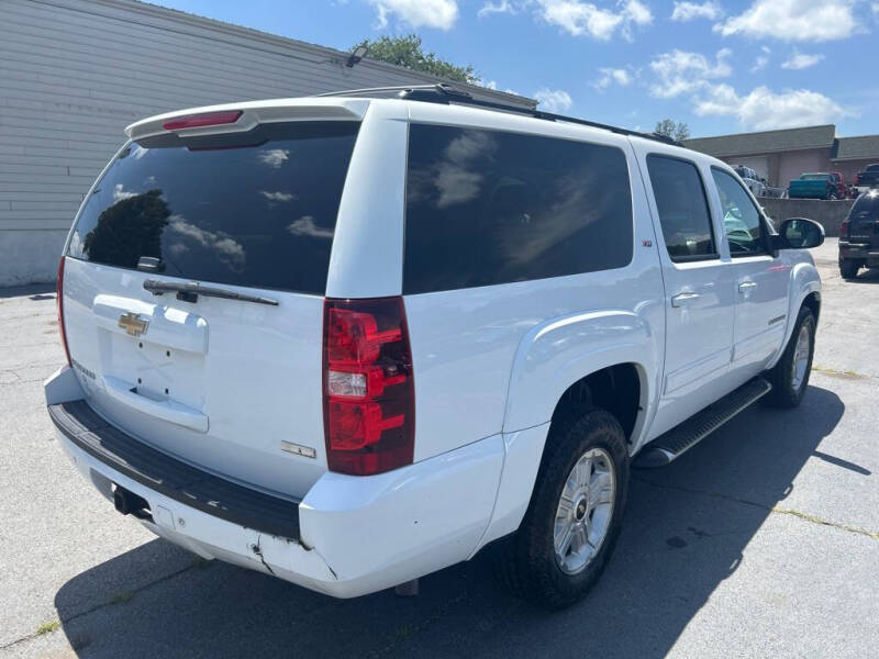 2011 Chevrolet Suburban LT