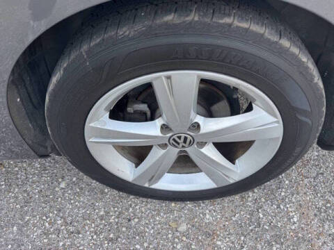 2012 Volkswagen Passat SE