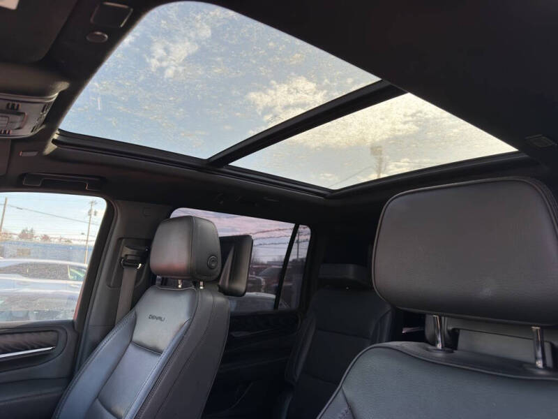 2023 GMC Yukon XL Denali