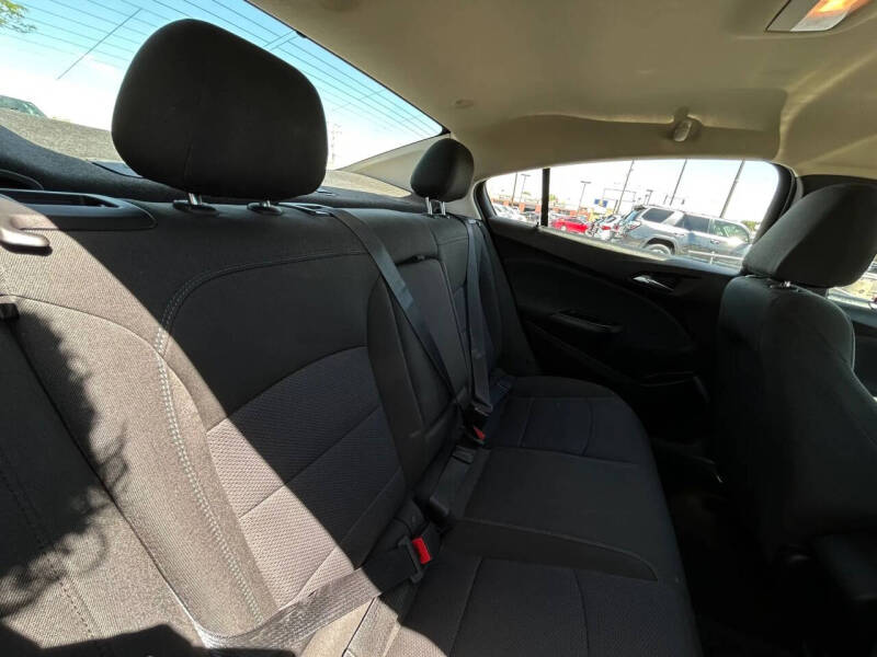 2018 Chevrolet Cruze LT Auto
