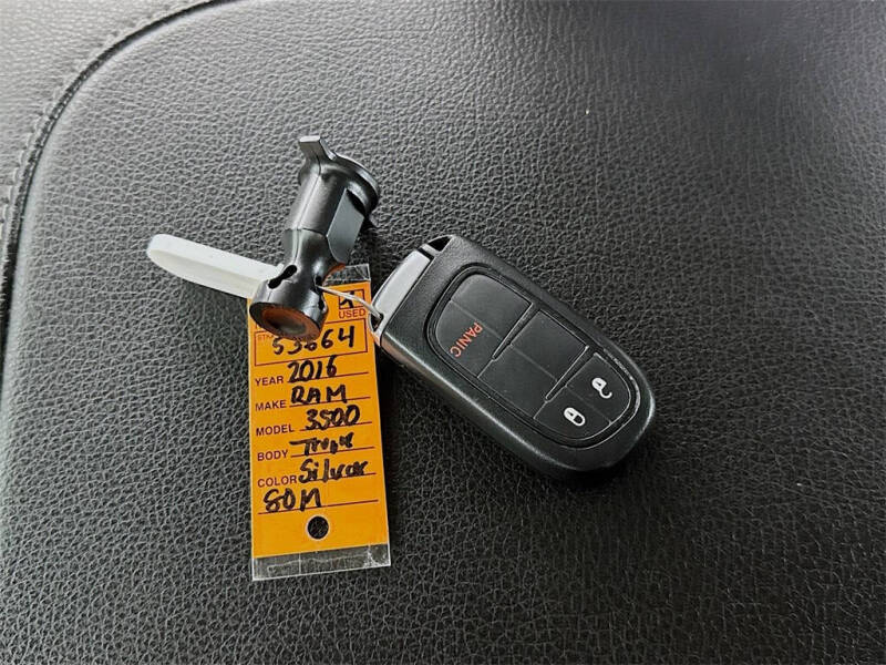 2016 RAM 3500 Laramie