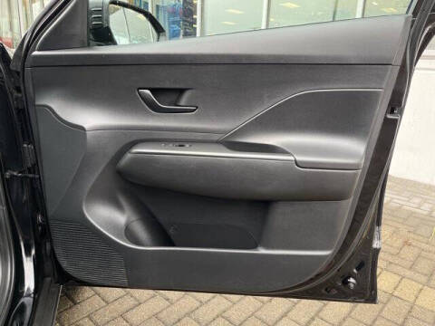 2024 Hyundai Kona SE