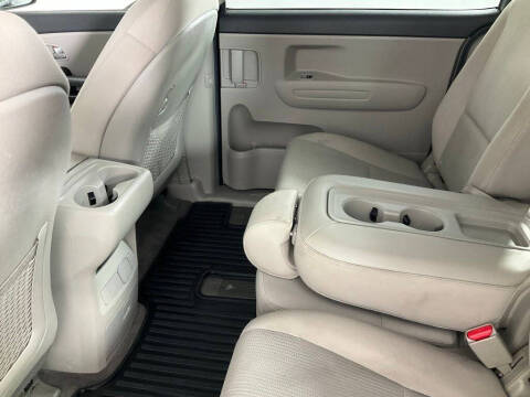 2020 Kia Sedona LX