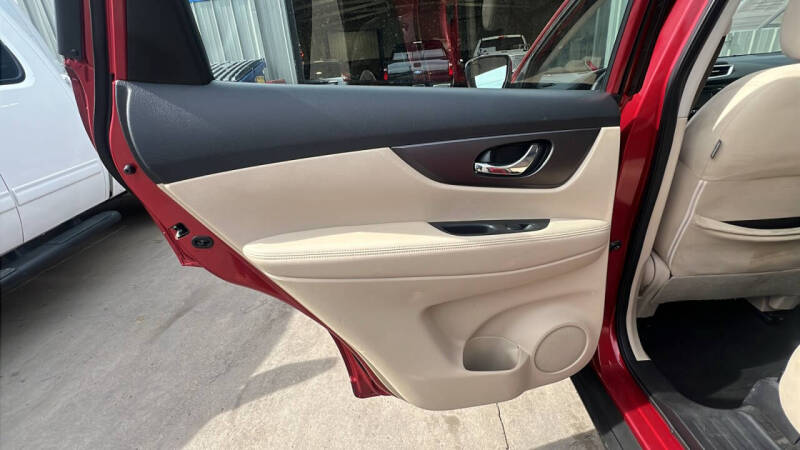 2016 Nissan Rogue S
