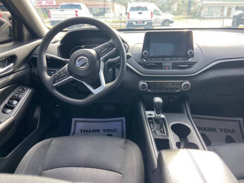 2022 Nissan Altima 2.5 SV