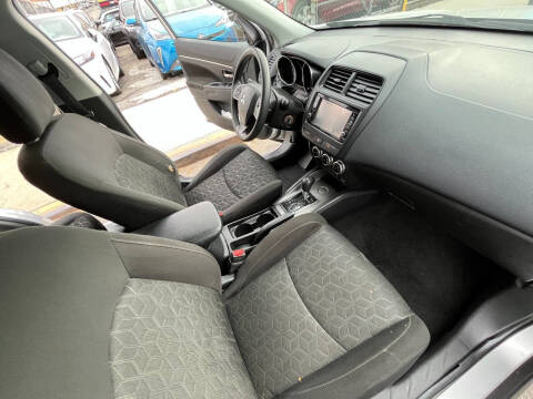 2022 Mitsubishi Outlander Sport ES