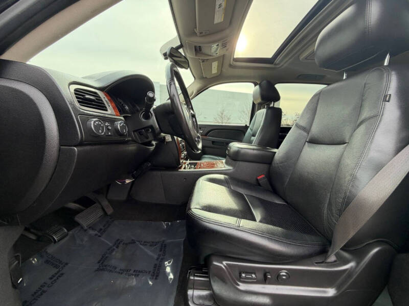 2012 Chevrolet Suburban LTZ