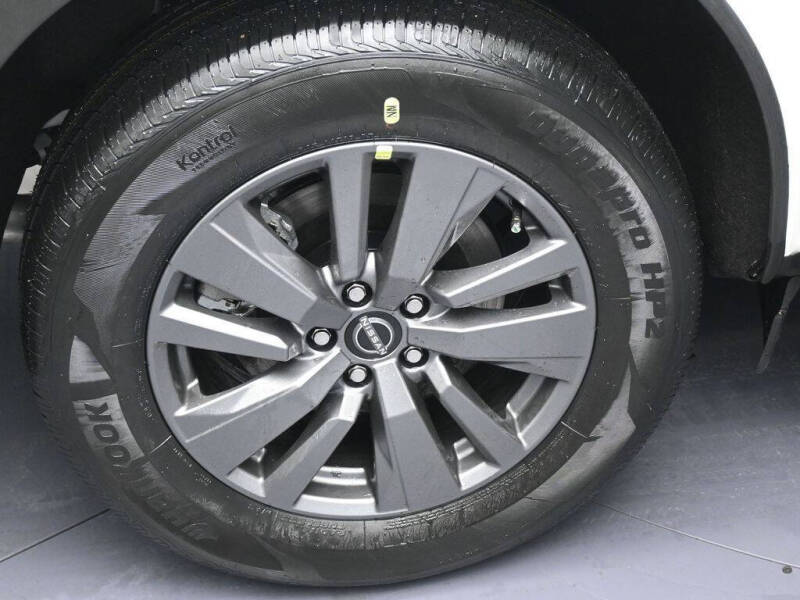 2026 Nissan Pathfinder S