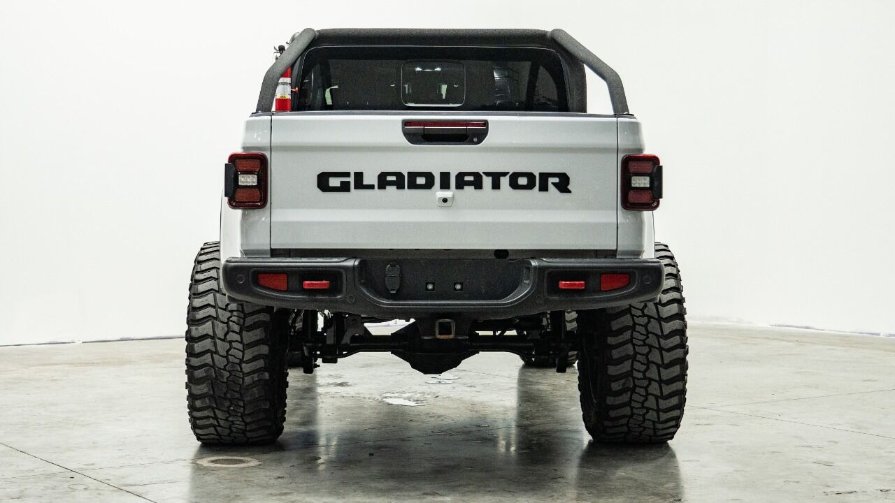 2021 JEEP Gladiator Pickup - $45,999
