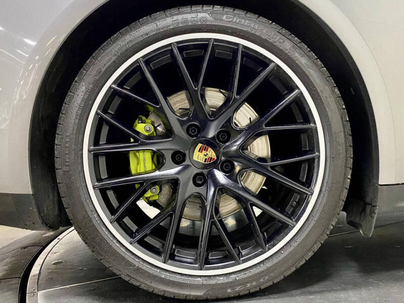 2018 Porsche Panamera 4 E-Hybrid