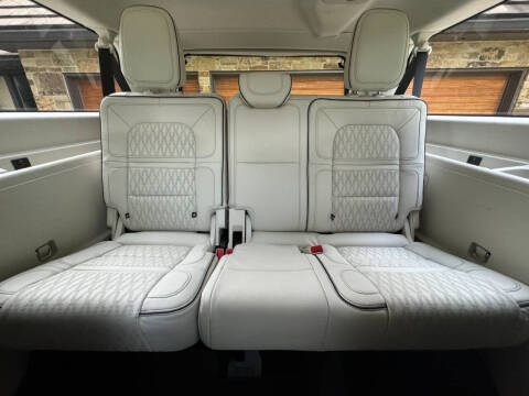 2024 Lincoln Navigator L Black Label