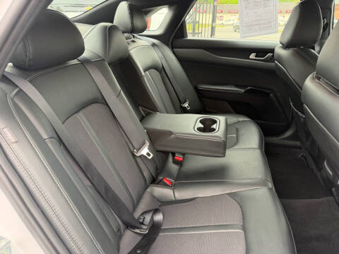 2023 Kia K5