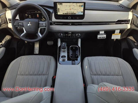 2025 Mitsubishi Outlander SEL