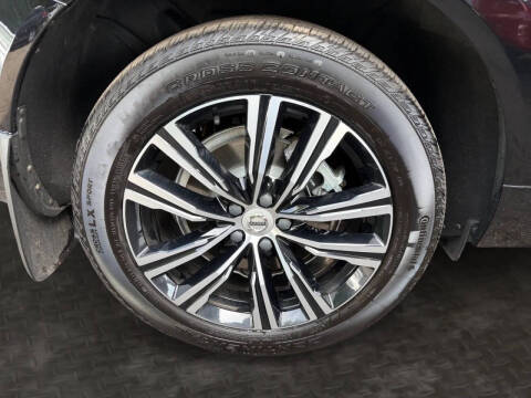 2022 Volvo XC60 B6 Inscription