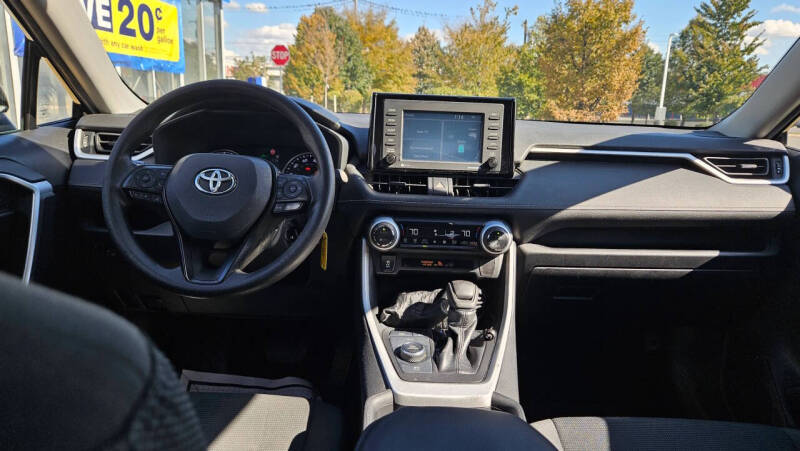 2021 Toyota RAV4 Hybrid LE