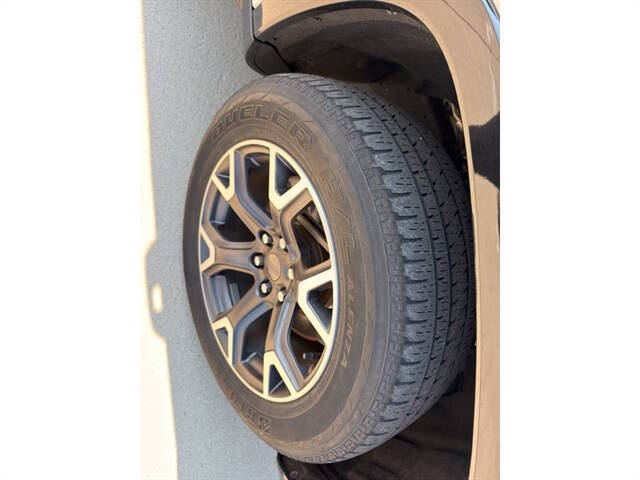 2023 Jeep Wagoneer L Series III