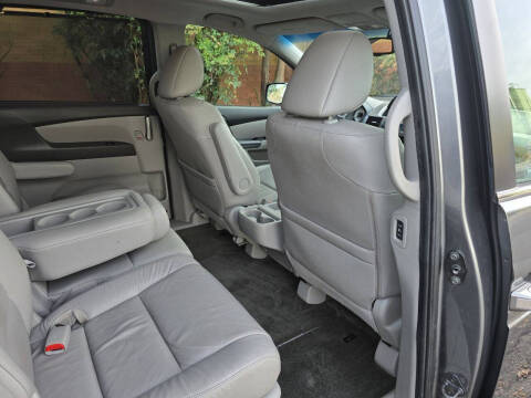 2011 Honda Odyssey EX-L w/DVD