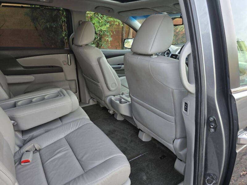 2011 Honda Odyssey EX-L w/DVD