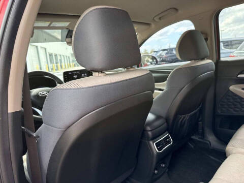 2023 Hyundai Santa Fe SE