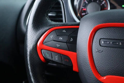 2016 Dodge Challenger 392 HEMI Scat Pack Shaker